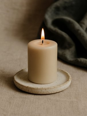 Lumânare parfumată artizanală pentru aromaterapie și relaxare